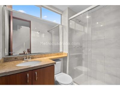 Casa de 4 alcobas en venta en Gratamira Campestre, Bogotá, 178 m² · foto 15 de 17