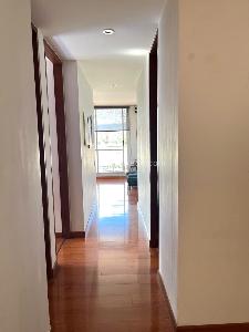 Apartamento de 3 alcobas en venta en Centro Comercial San Rafael, Bogotá, 118 m² · foto 8 de 18