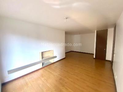 Apartamento de 3 alcobas en venta en Mazuren Alejandria, Bogotá, 94 m² · foto 2 de 17