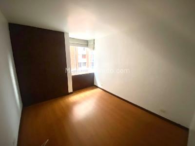 Apartamento de 3 alcobas en venta en Mazuren Alejandria, Bogotá, 94 m² · foto 6 de 17