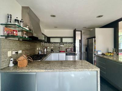 Casa de 4 alcobas en venta en Hacienda San Simon Pl, Bogotá, 333 m² · foto 13 de 20