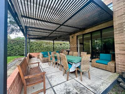Casa de 4 alcobas en venta en Hacienda San Simon Pl, Bogotá, 333 m² · foto 4 de 20