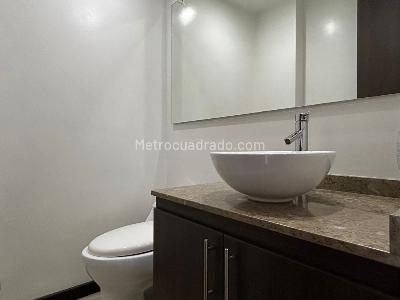 Apartaestudio en venta en Club De Los Lagartos, Bogotá, 58 m² · foto 11 de 20
