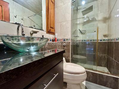 Apartamento de 4 alcobas en venta en Chico, Bogotá, 194 m² · foto 9 de 20