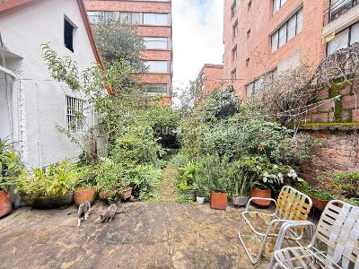 Casa en venta en Los Rosales, Bogotá · foto 2 de 8