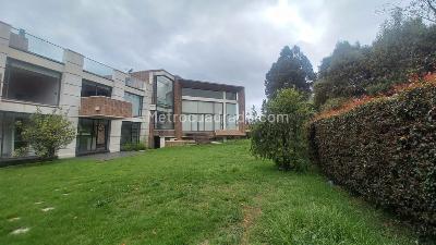 Casa de 3 alcobas en venta en Guaymaral, Bogotá, 604 m² · foto 2 de 20