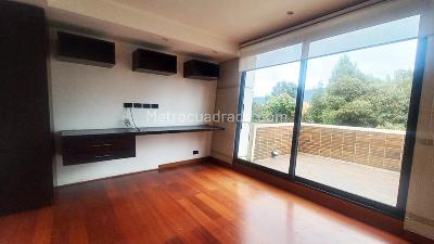 Casa de 3 alcobas en venta en Guaymaral, Bogotá, 604 m² · foto 4 de 20