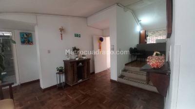 Casa de 5 alcobas en venta en El Contador, Bogotá, 392 m² · foto 8 de 20