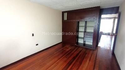 Casa de 4 alcobas en arriendo en La Castellana, Bogotá, 269 m² · foto 13 de 20