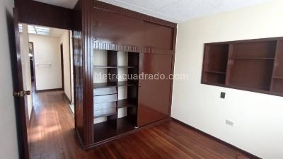 Casa de 4 alcobas en arriendo en La Castellana, Bogotá, 269 m² · foto 15 de 20