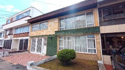 Casa de 4 alcobas en arriendo en La Castellana, Bogotá, 269 m² · foto 2 de 20