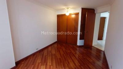 Apartamento de 3 alcobas en arriendo en Alhambra, Bogotá, 78 m² · foto 10 de 13