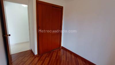 Apartamento de 3 alcobas en arriendo en Alhambra, Bogotá, 78 m² · foto 8 de 13