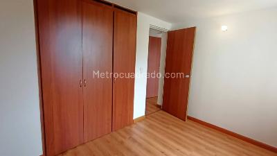 Apartamento de 3 alcobas en arriendo en Pontevedra, Bogotá, 81 m² · foto 11 de 16