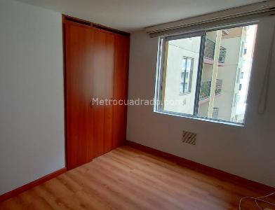 Apartamento de 3 alcobas en arriendo en Pontevedra, Bogotá, 81 m² · foto 14 de 16