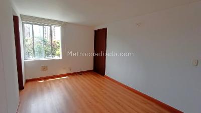 Apartamento de 3 alcobas en arriendo en Pontevedra, Bogotá, 81 m² · foto 8 de 16