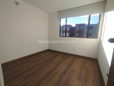 Apartamento de 3 alcobas en arriendo en Usatama, Bogotá, 74 m² · foto 10 de 12