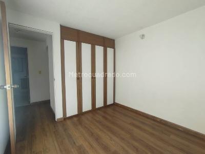 Apartamento de 3 alcobas en arriendo en Usatama, Bogotá, 74 m² · foto 11 de 12