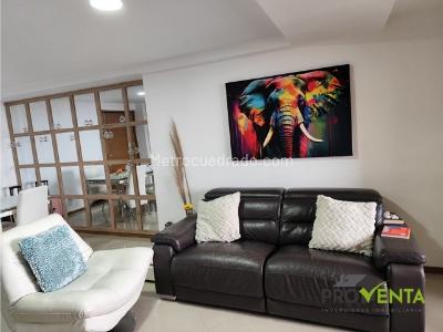 Apartamento de 3 alcobas en venta en Las Lomitas, Sabaneta, 99 m² · foto 3 de 12