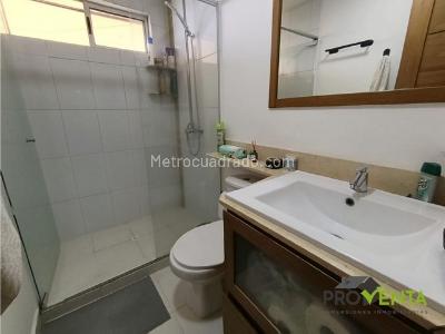Apartamento de 3 alcobas en venta en Las Lomitas, Sabaneta, 99 m² · foto 11 de 12