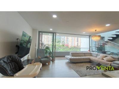 Apartamento de 4 alcobas en venta en Loma De Las Brujas, Envigado, 205 m² · foto 2 de 18