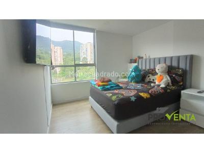 Apartamento de 4 alcobas en venta en Loma De Las Brujas, Envigado, 205 m² · foto 11 de 18
