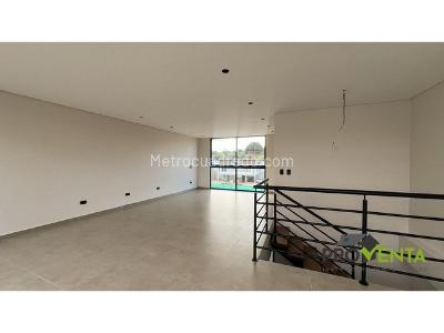 Casa de 3 alcobas en venta en El Porvenir, Rionegro, 220 m² · foto 14 de 18