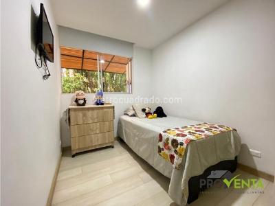 Apartamento de 3 alcobas en venta en Asdesillas, Sabaneta, 76 m² · foto 10 de 16