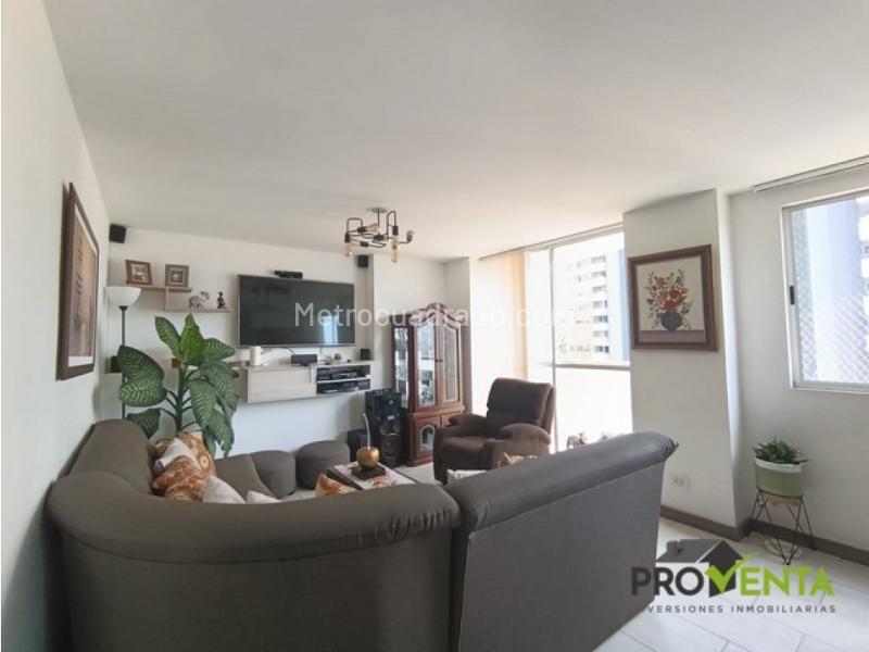 Piso – Envigado, Valle de Aburrá - Más