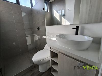 Apartaestudio en venta en Los Balsos, Medellín, 89 m² · foto 8 de 16