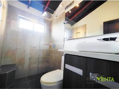 Casa de 3 alcobas en venta en La Doctora, Sabaneta, 350 m² · foto 19 de 20