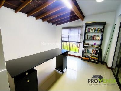 Casa de 4 alcobas en venta en La Doctora, Sabaneta, 750 m² · foto 11 de 17