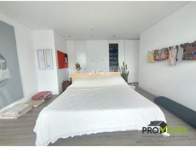 Apartamento de 3 alcobas en venta en Los Balsos, Medellín, 330 m² · foto 14 de 17