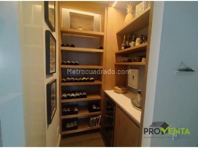 Apartamento de 3 alcobas en venta en Los Balsos, Medellín, 330 m² · foto 16 de 17