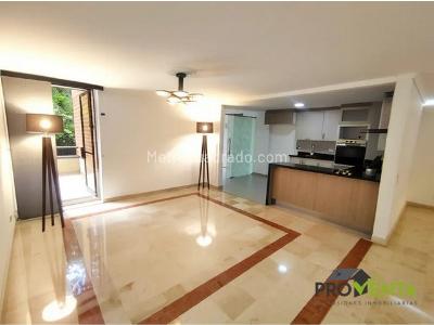 Apartamento de 4 alcobas en venta en Las Lomas, Medellín, 210 m² · foto 2 de 18