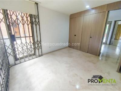 Apartamento de 4 alcobas en venta en Las Lomas, Medellín, 210 m² · foto 14 de 18