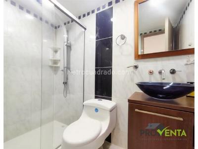 Apartamento de 4 alcobas en venta en Las Lomas, Medellín, 210 m² · foto 16 de 18