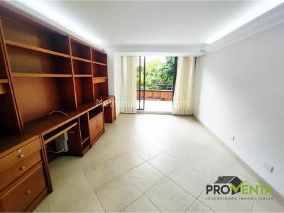 Apartamento de 4 alcobas en venta en Las Lomas, Medellín, 210 m² · foto 17 de 18