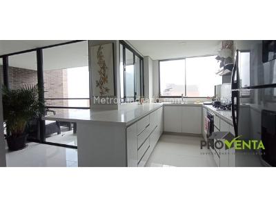 Apartamento de 2 alcobas en venta en Loma De Las Brujas, Envigado, 137 m² · foto 8 de 17