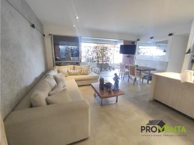 Apartamento de 2 alcobas en venta en Loma De Las Brujas, Envigado, 99 m² · foto 2 de 12