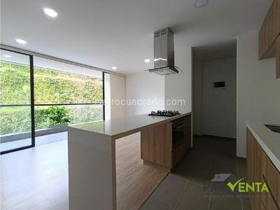 Apartamento de 3 alcobas en venta en El Trianon, Envigado, 85 m² · foto 2 de 16