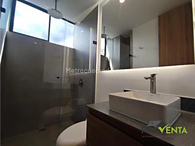 Apartamento de 3 alcobas en venta en Loma De Las Brujas, Envigado, 189 m² · foto 11 de 20