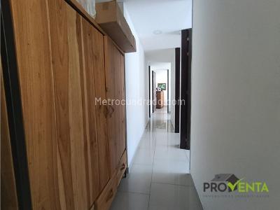 Apartamento en venta en Loma Del Barro, Envigado · foto 9 de 18