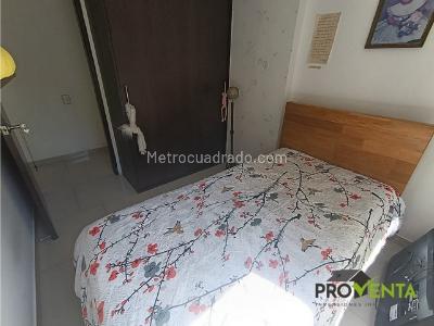 Apartamento en venta en Loma Del Barro, Envigado · foto 14 de 18