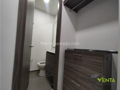 Apartamento de 2 alcobas en venta en Alto De Las Flores, Sabaneta, 57 m² · foto 13 de 17