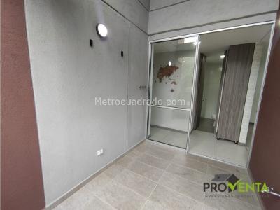 Apartamento de 2 alcobas en venta en Alto De Las Flores, Sabaneta, 57 m² · foto 15 de 17