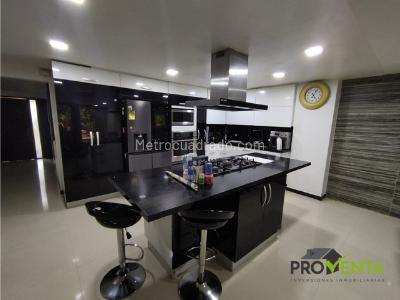 Casa en venta en Loma De Las Brujas, Envigado · foto 4 de 20