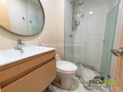 Apartamento de 3 alcobas en venta en Loma De Las Brujas, Envigado, 134 m² · foto 7 de 16