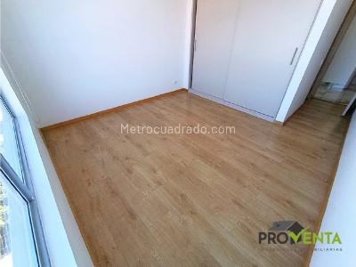 Apartamento de 3 alcobas en venta en Loma De Las Brujas, Envigado, 134 m² · foto 9 de 16