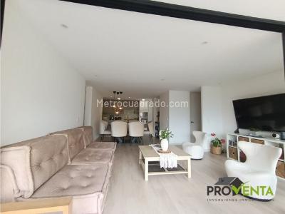 Apartamento de 3 alcobas en venta en Cumbres, Envigado, 140 m² · foto 2 de 20